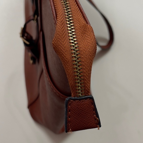 Michael Kors Jet Set Tote Bag - Picture 14 of 16